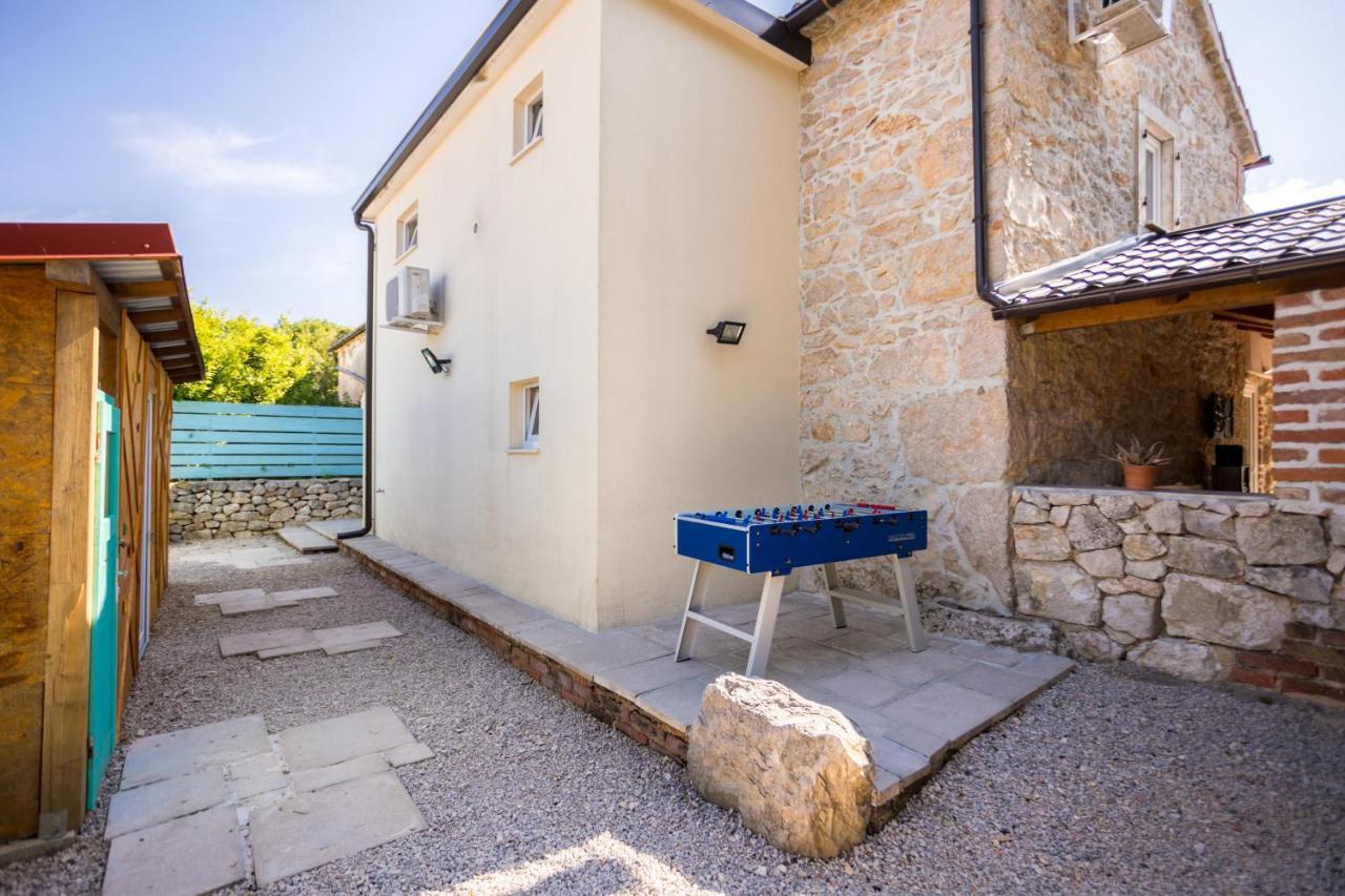 Villa Hrustika - Heated Pool, Jacuzzi & Sauna Gabonjin ภายนอก รูปภาพ