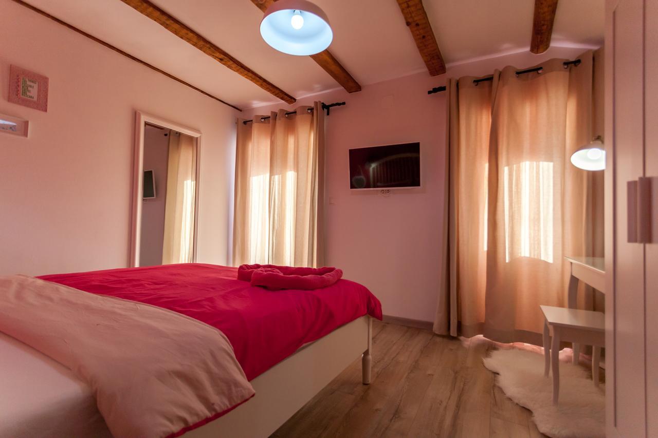 Villa Hrustika - Heated Pool, Jacuzzi & Sauna Gabonjin ภายนอก รูปภาพ
